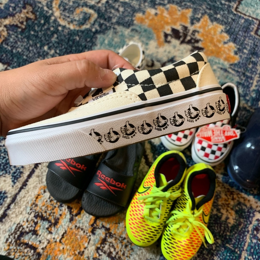 Brand New Vans black & white 10.5c